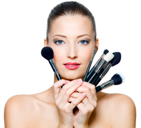 美妆大师教你简单三步教你化出最美妆容！